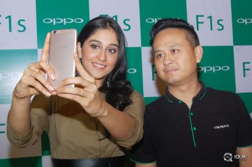 Regina Cassandra Launches Oppo Mobile Phone